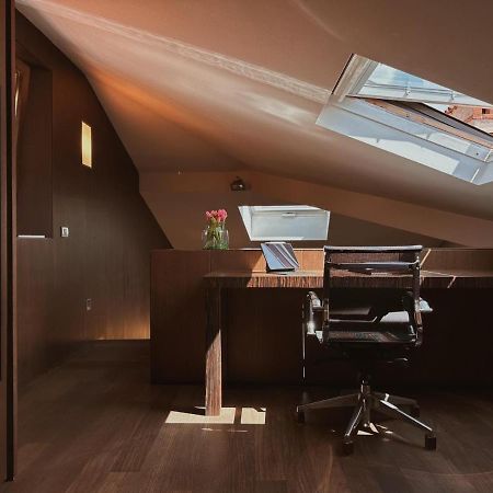 Casa Cavour Lecco - Downtown Design Penthouse Lägenhet Exteriör bild