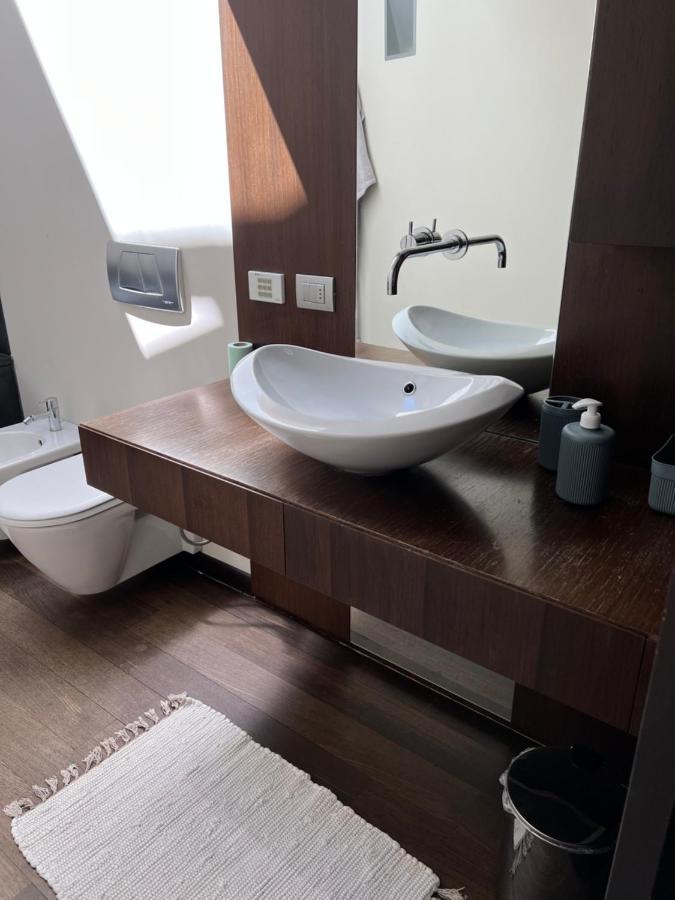 Casa Cavour Lecco - Downtown Design Penthouse Lägenhet Exteriör bild