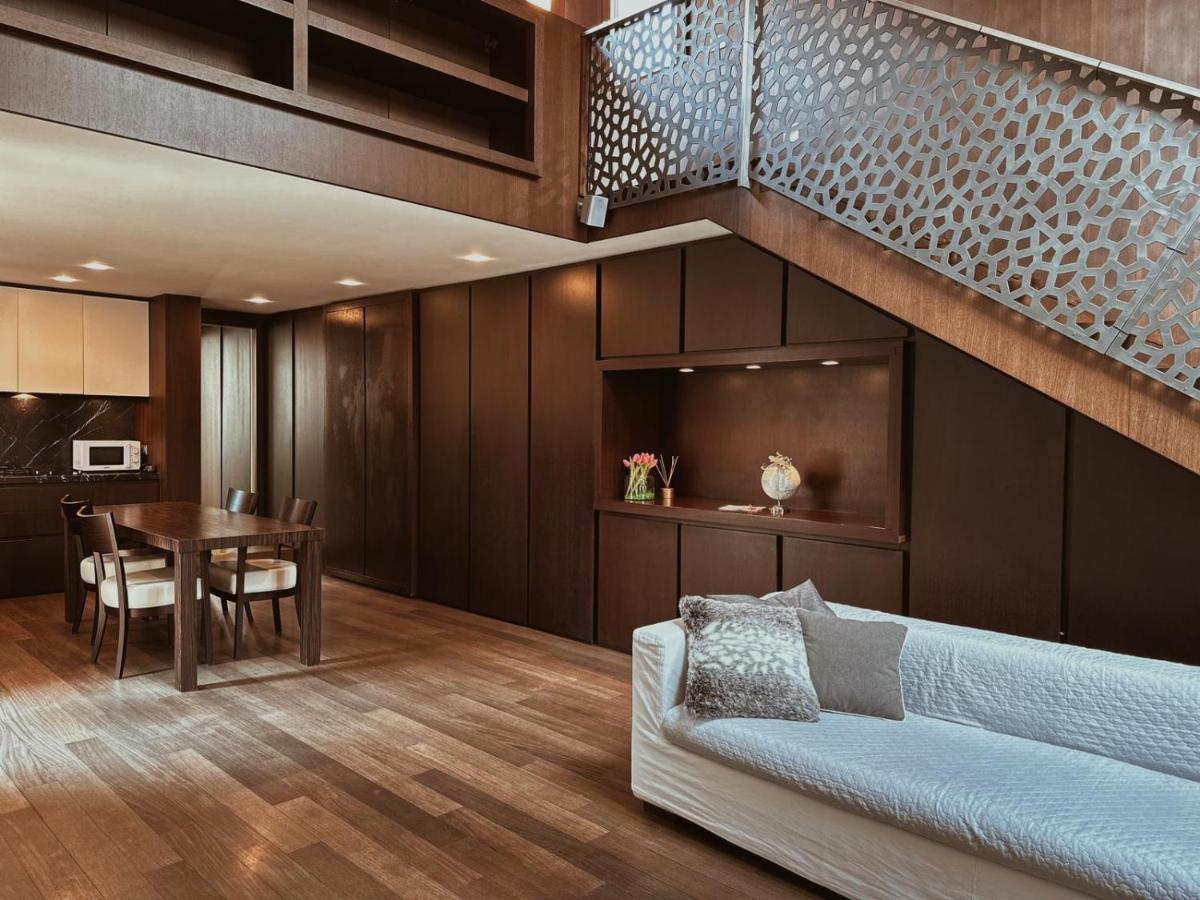Casa Cavour Lecco - Downtown Design Penthouse Lägenhet Exteriör bild